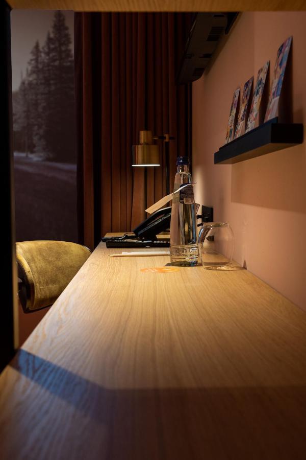Mah Hotel Saint-Ghislain Екстер'єр фото